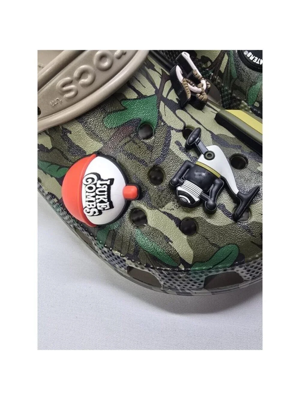CROCS luke combs